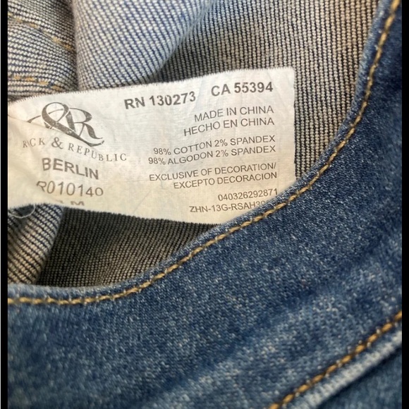 Rock & Republic Size 4 Jeans Excellent Condition - Picture 5 of 8